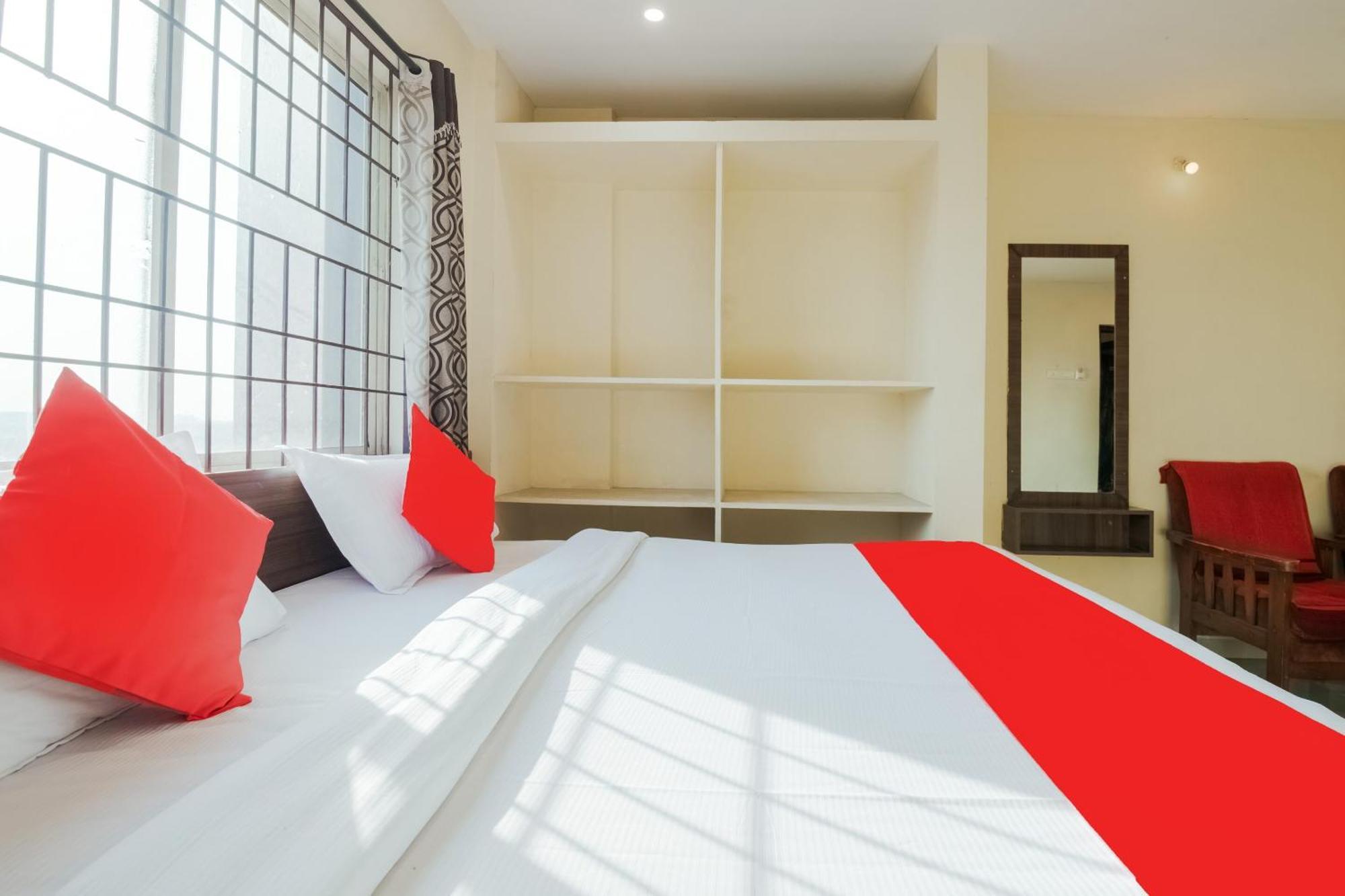 Hotel O Anu Grand Visakhapatnam Esterno foto