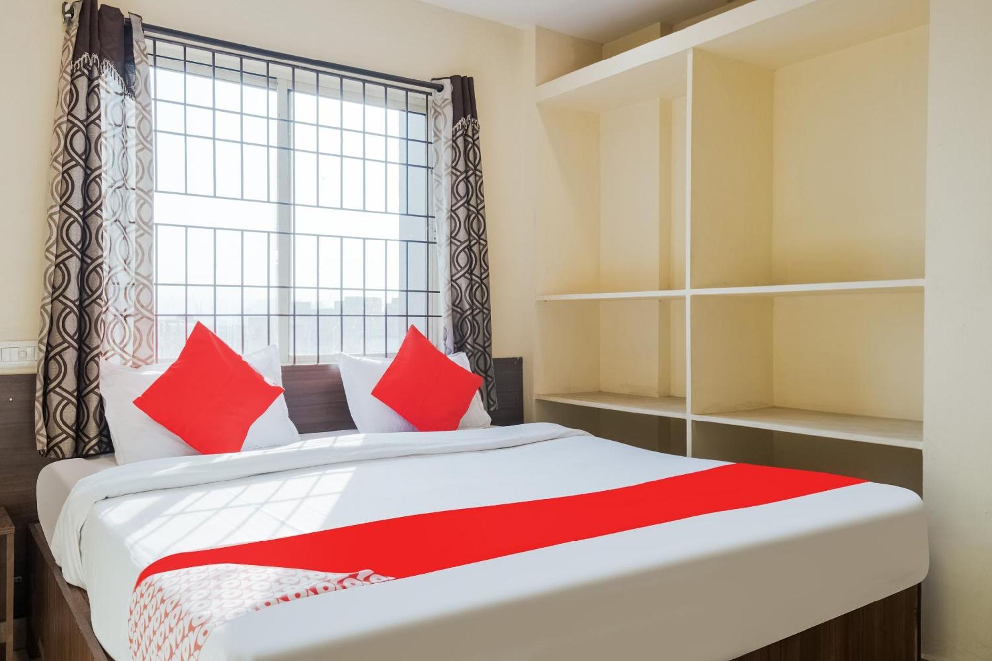 Hotel O Anu Grand Visakhapatnam Esterno foto