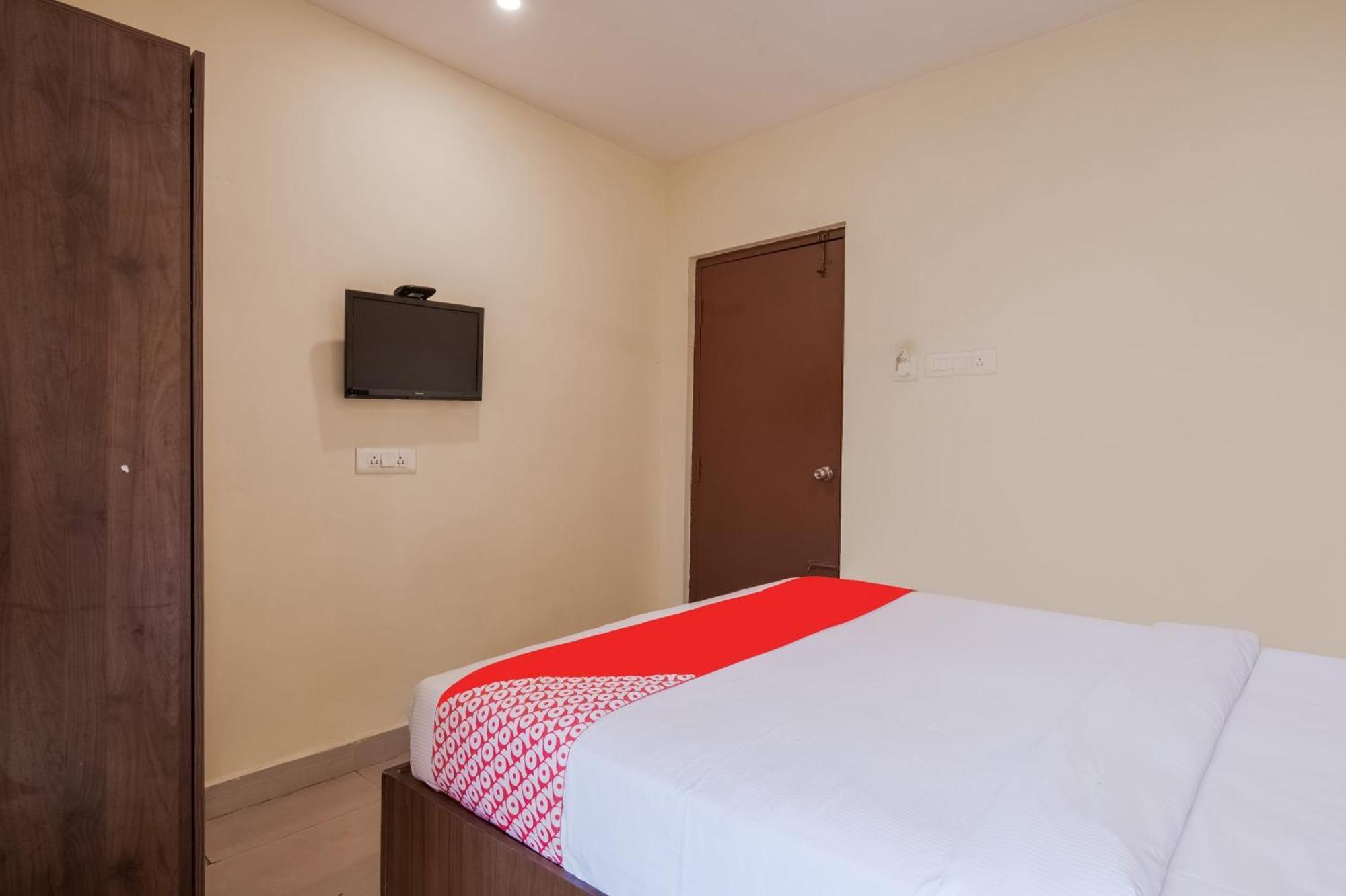 Hotel O Anu Grand Visakhapatnam Esterno foto
