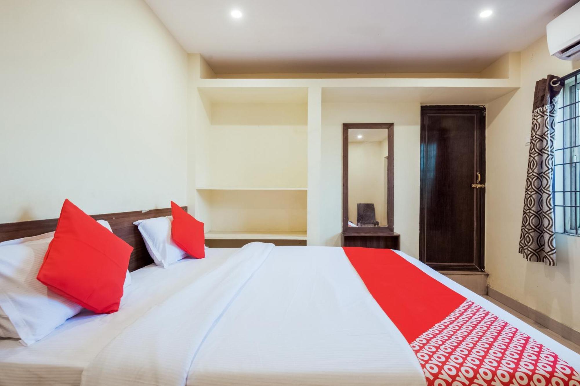 Hotel O Anu Grand Visakhapatnam Esterno foto